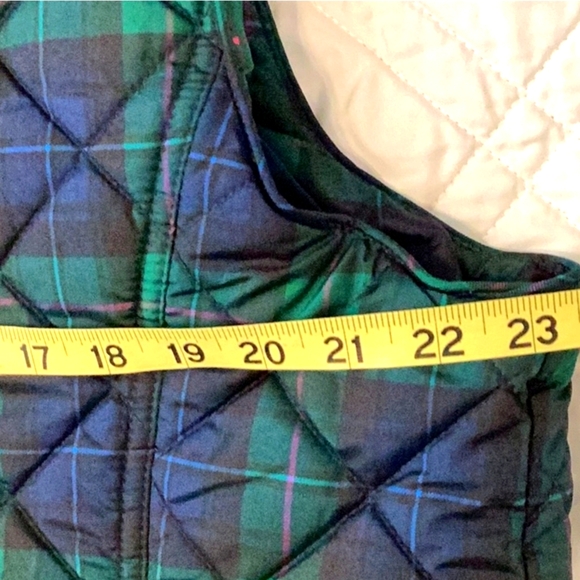 NWT Crown & Ivy Puffer Vest, Blue and green checker board with pink accent. XXL - Picture 7 of 8